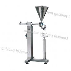 立式液體灌裝機(jī)